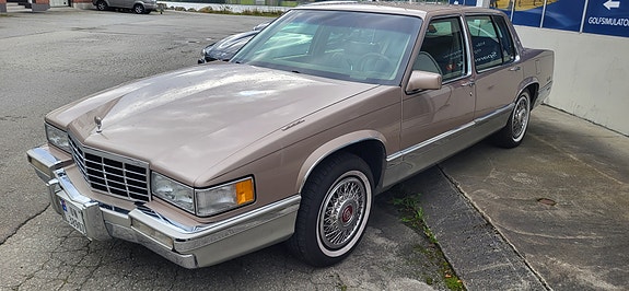 Cadillac Deville 12 of 30