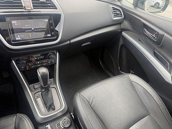Suzuki SX4 S-Cross 13 of 24