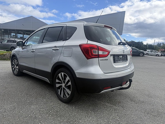 Suzuki SX4 S-Cross 4 of 24
