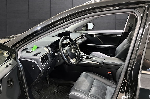 Lexus RX450h 10 of 19