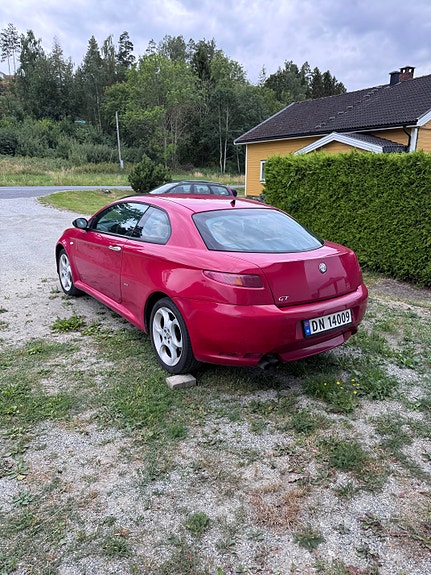 Alfa Romeo GT 6 of 14