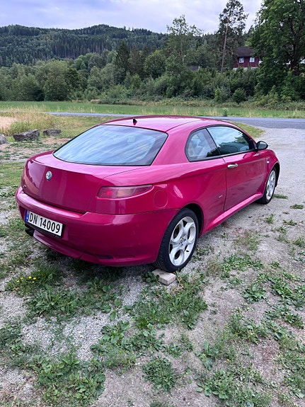Alfa Romeo GT 4 of 14