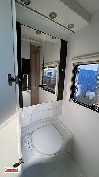 Adria  391 LH Action Sport 24 of 28