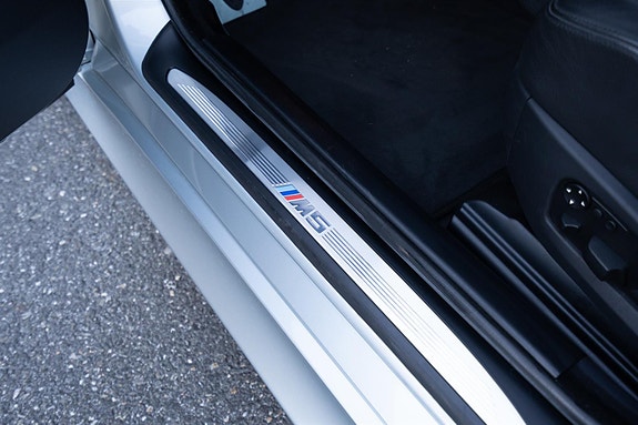 BMW M5 17 of 30