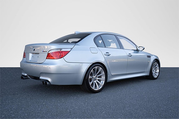 BMW M5 9 of 30