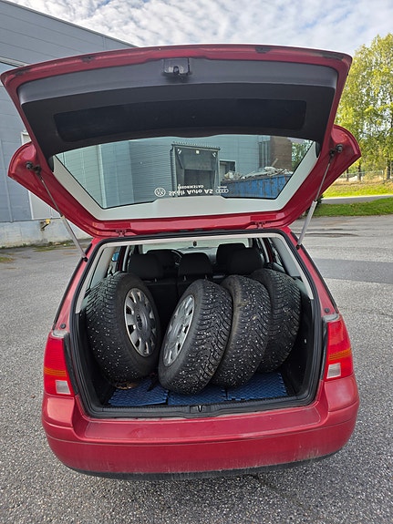 Volkswagen Golf IV 15 of 29
