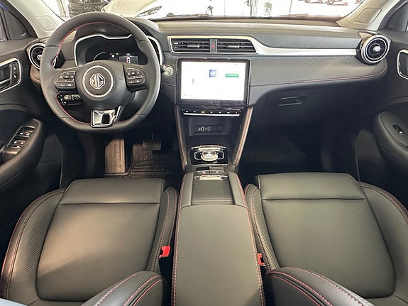 MG ZS EV 15 of 30