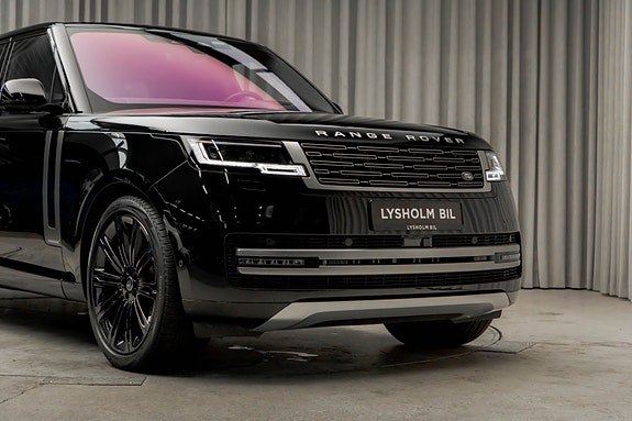 Land Rover Range Rover 2 of 30