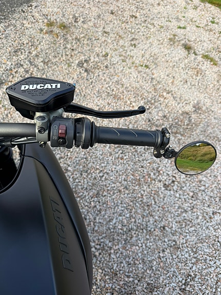 Ducati Diavel 6 of 9