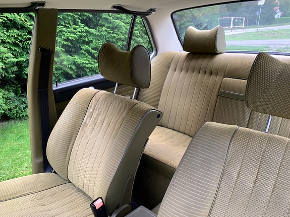 BMW 728i 10 of 18