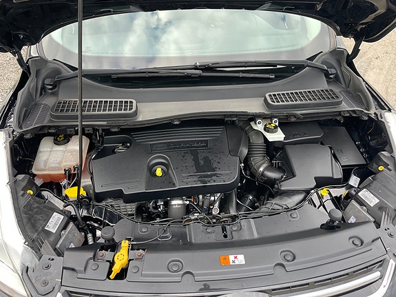 Ford Kuga 19 of 23