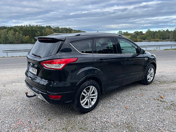 Ford Kuga 3 of 23