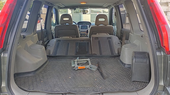 Nissan X-Trail 12 of 15