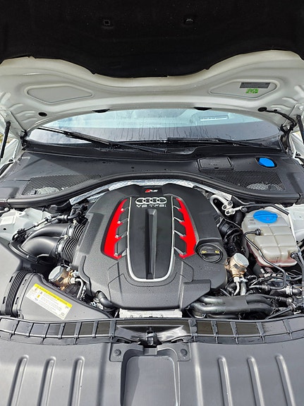 Audi RS6 7 of 11
