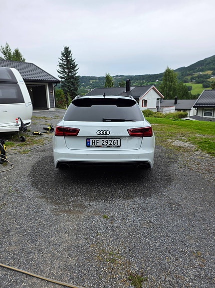 Audi RS6 3 of 11