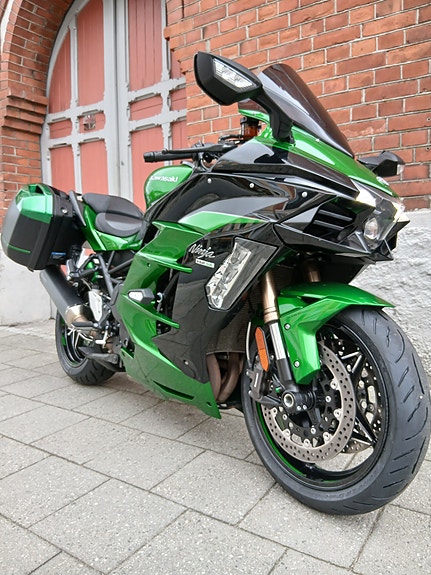 Kawasaki Ninja H2 SX SE - 200HK - originale sideboxer 11 of 15