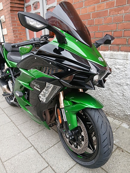 Kawasaki Ninja H2 SX SE - 200HK - originale sideboxer 4 of 15