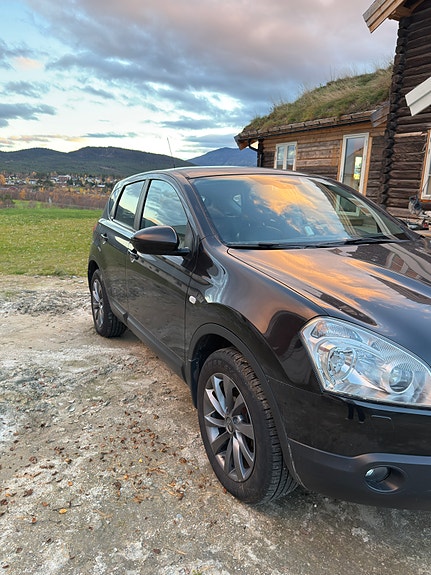 Nissan Qashqai 2 of 10