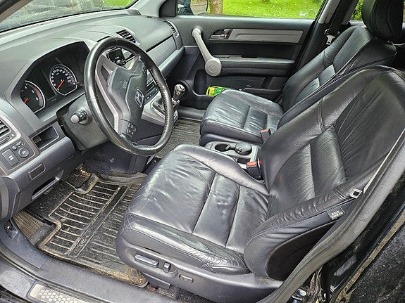 Honda CR-V 9 of 14