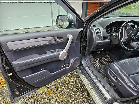 Honda CR-V 12 of 14
