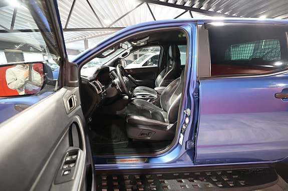 Ford Ranger Raptor 24 of 30