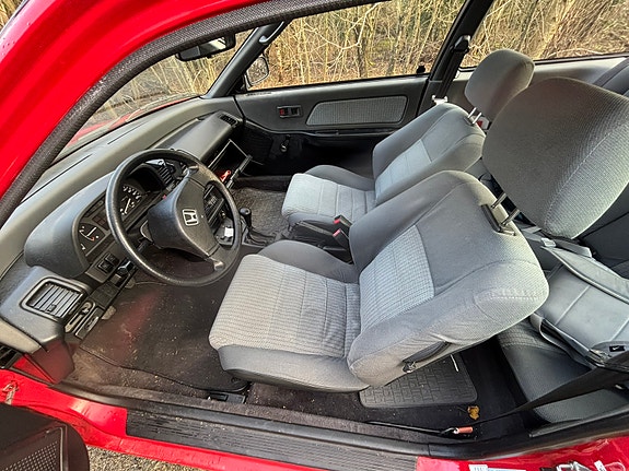 Honda Civic 9 of 17