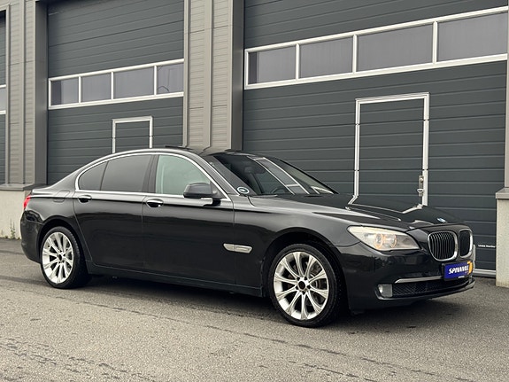 BMW 730d 8 of 30