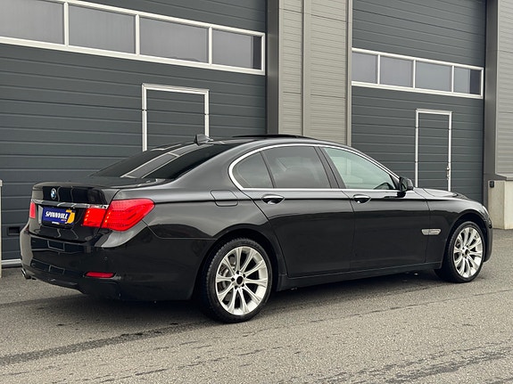 BMW 730d 10 of 30