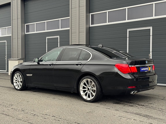 BMW 730d 4 of 30