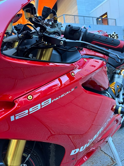 Ducati Ducati 1299 Panigale S – 2015 – 27 700 km – Akrapovič titan og mye ekstrautstyr 14 of 30