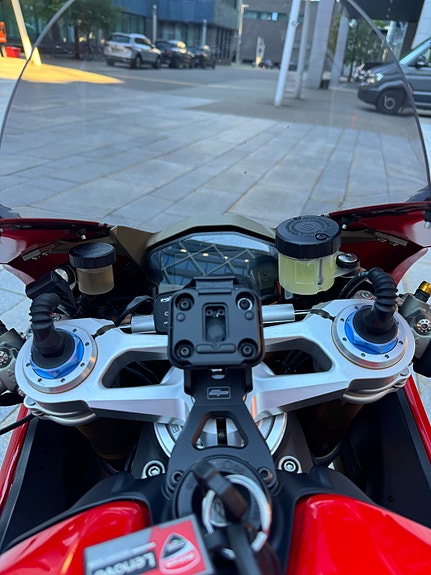 Ducati Ducati 1299 Panigale S – 2015 – 27 700 km – Akrapovič titan og mye ekstrautstyr 12 of 30
