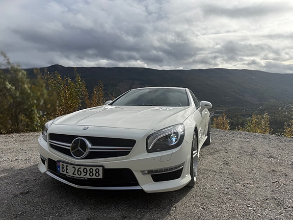 Mercedes-Benz SL63 7 of 29