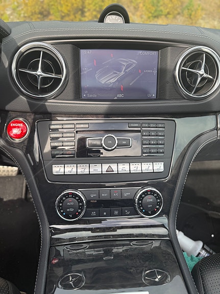 Mercedes-Benz SL63 18 of 29