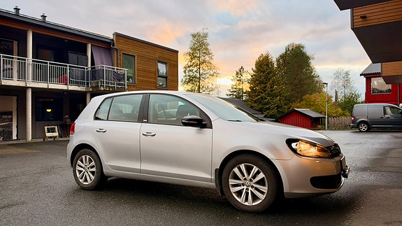 Volkswagen Golf VI 3 of 11