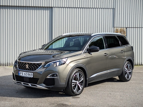 Peugeot 5008 2 of 30