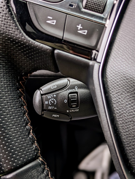 Peugeot 5008 21 of 30