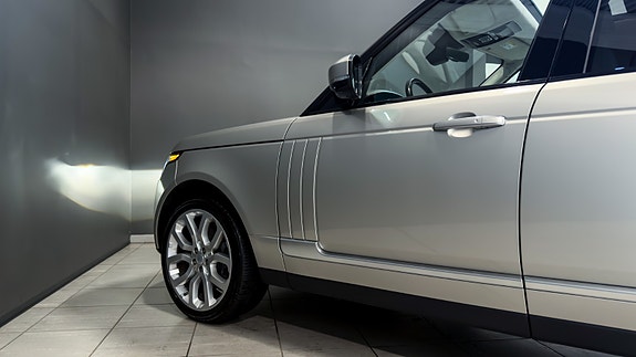 Land Rover Range Rover 20 of 30