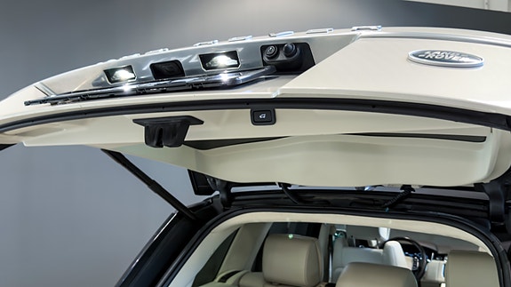 Land Rover Range Rover 15 of 30