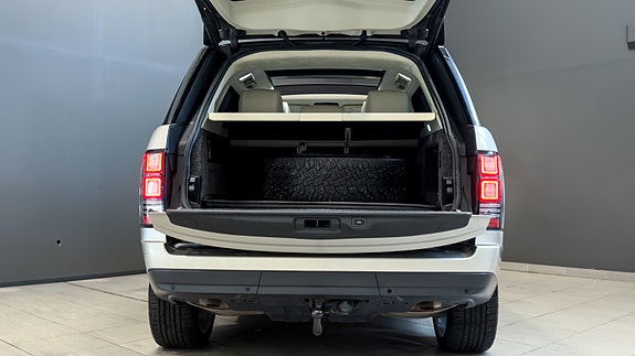 Land Rover Range Rover 14 of 30