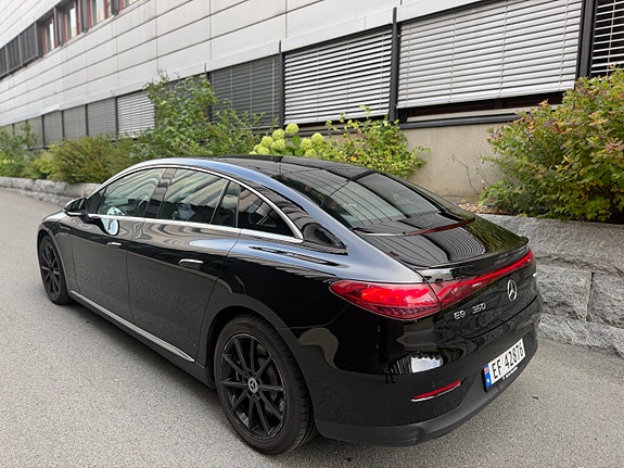 Mercedes-Benz EQE350 3 of 30