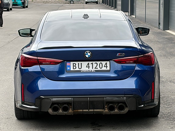 BMW M4 4 of 30
