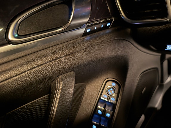 Porsche Panamera 30 of 30