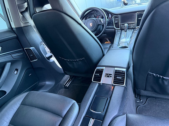 Porsche Panamera 20 of 30