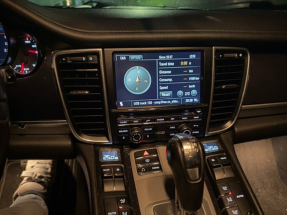 Porsche Panamera 28 of 30
