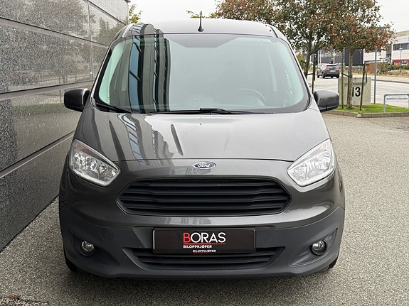 Ford Transit Courier 5 of 18