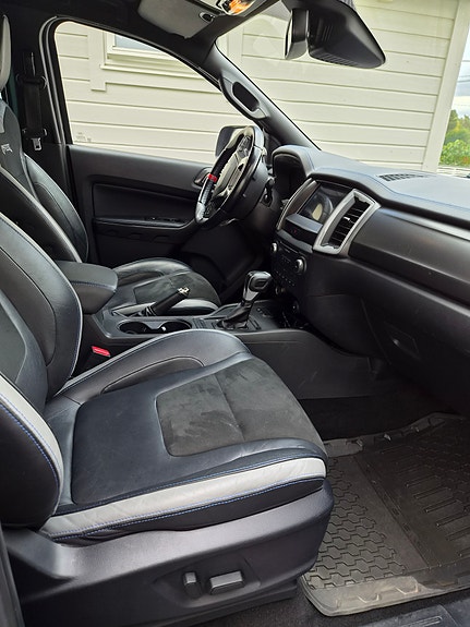 Ford Ranger Raptor 9 of 10