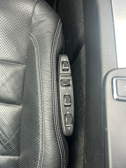 Mercedes-Benz E250 19 of 21