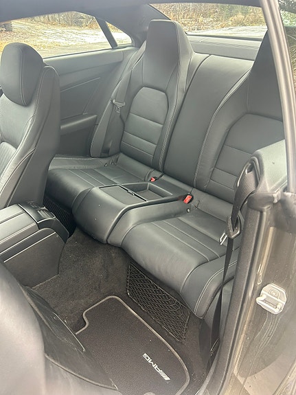 Mercedes-Benz E250 13 of 21