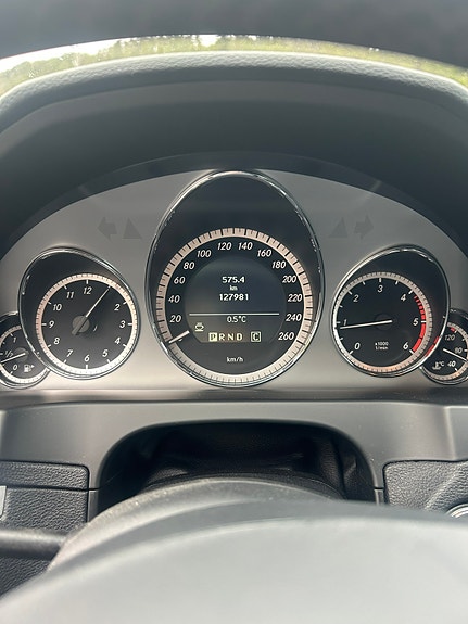 Mercedes-Benz E250 12 of 21