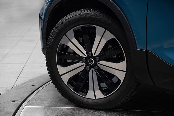 Volvo C40 9 of 27